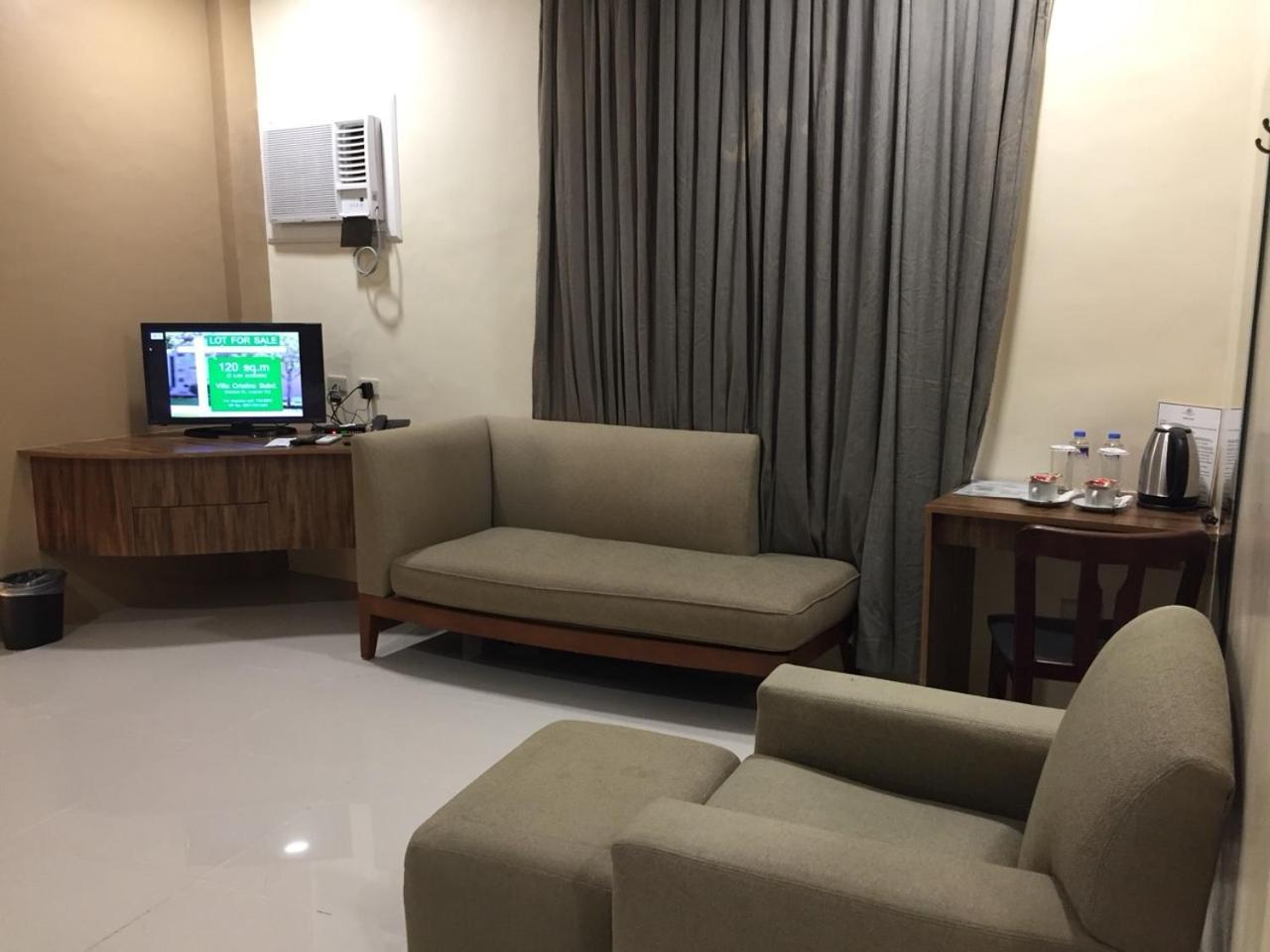 Dreamwave Hotel Polangui Bagian luar foto